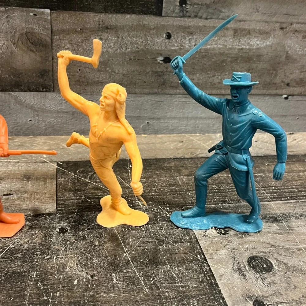 Vintage Louis Marx Figures Cowboys Native American Cavalry Soldier Set of 4